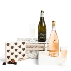 Online Daylesford Organic Fizz & Chocolate Hamper